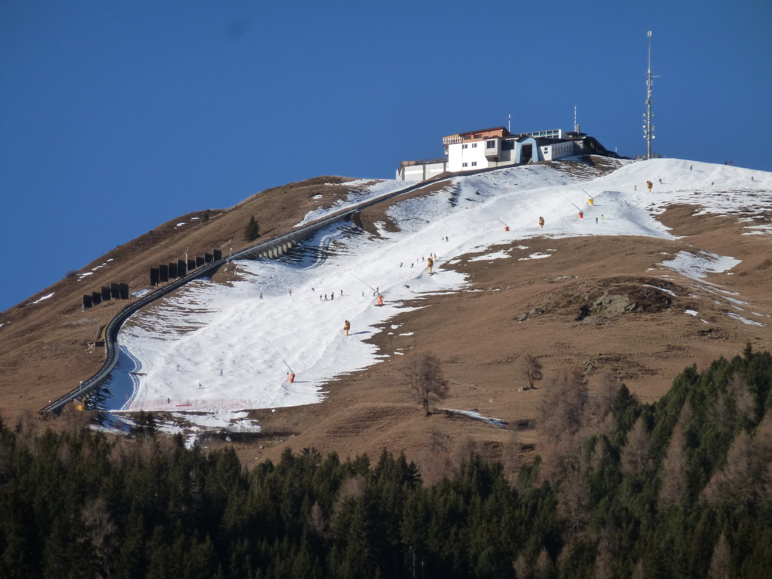 Moins De Neige En Montagne Aussi Au Printemps Et En Automne Le Temps