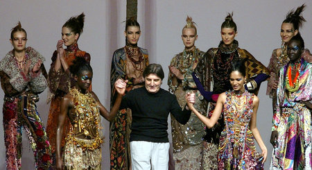 Le Couturier Francais Emanuel Ungaro Est Decede Le Temps