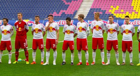 Pourquoi Racheter Un Petit Club La Reponse Est En Autriche A Liefering Le Temps