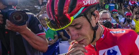 Vainqueur de la Vuelta, Remco Evenepoel déjoue la malédiction du «nouveau Merckx»