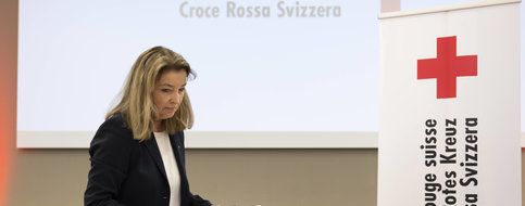 La présidente de la Croix-Rouge suisse, Barbara Schmid-Federer, donne sa démission