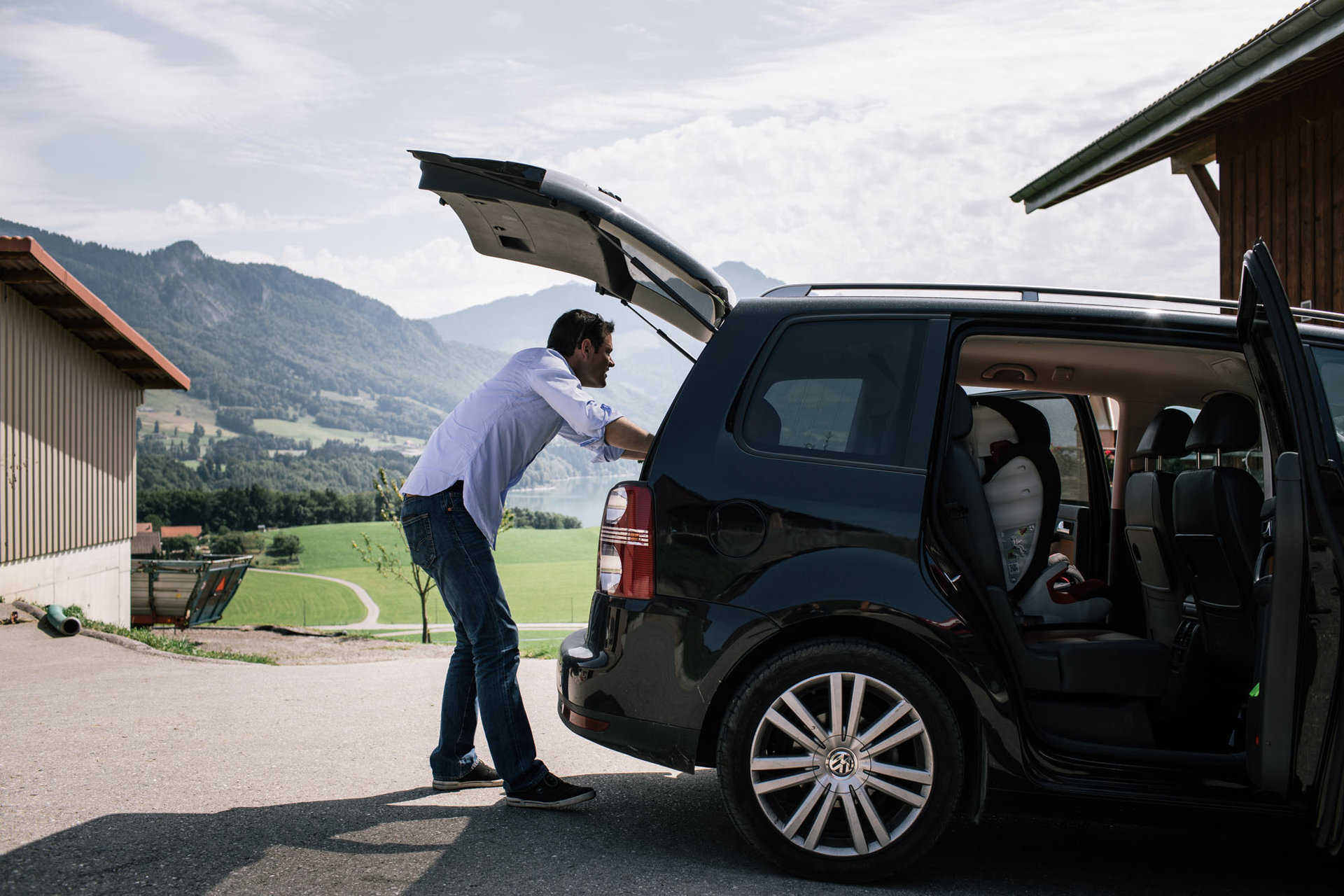 Sur la route pour Interlaken, en voiture familiale