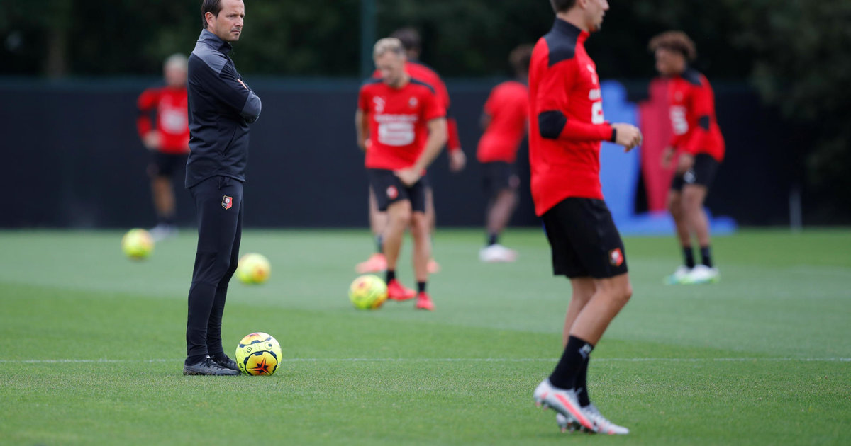 En France Les Entraineurs Amateurs Sur Le Banc Du Football Professionnel Le Temps