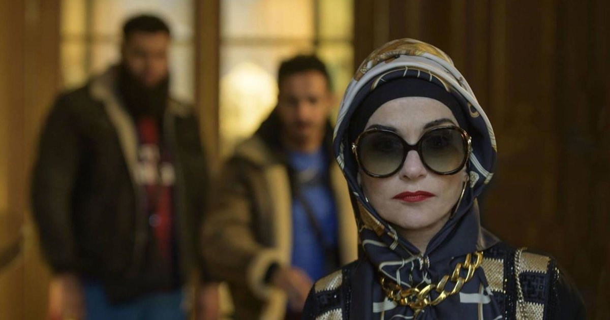 La Daronne En Streaming «La Daronne», dealeuse voilée de mystère - Le Temps