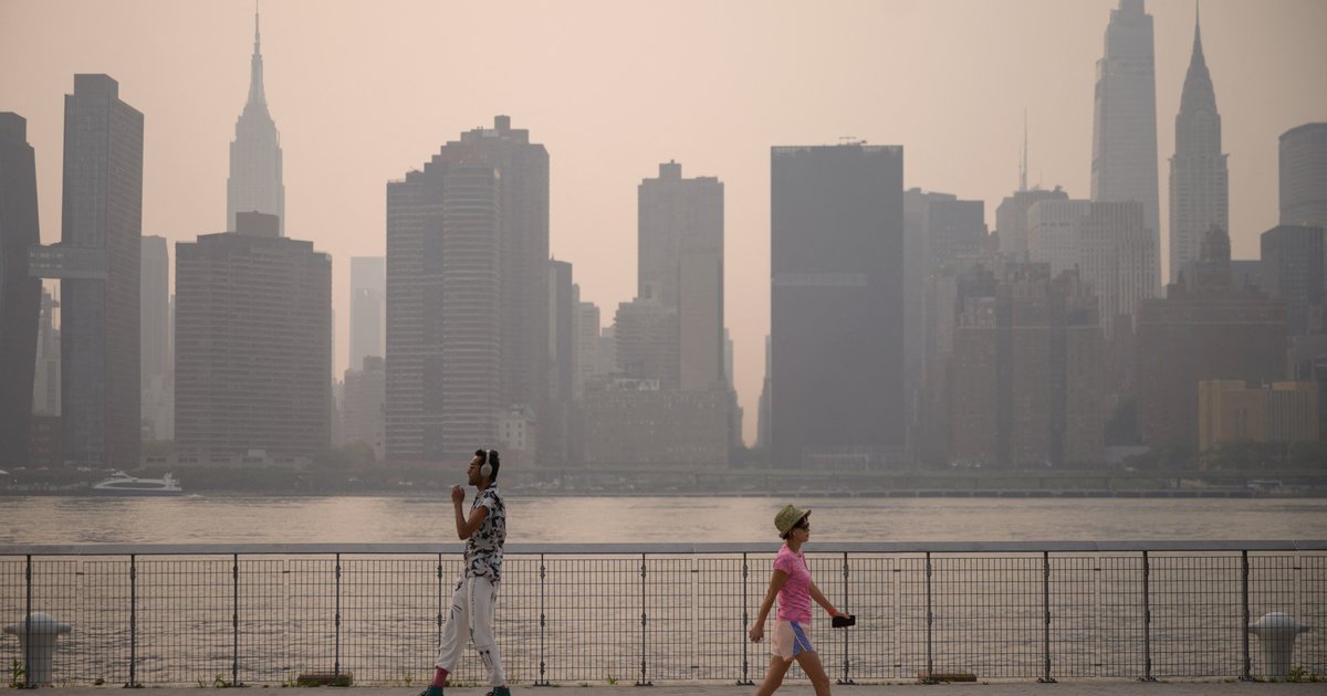 West American fires trigger pollution alert in New York