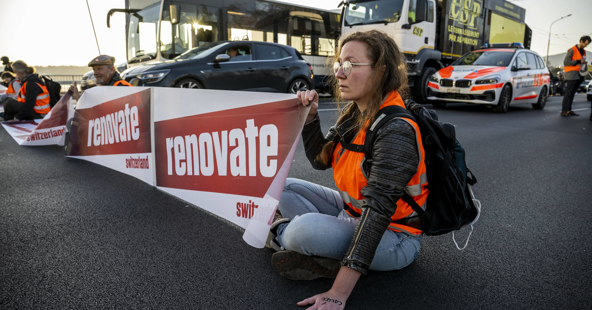 Interpellation des membres de Renovate Switzerland qui ont bloqué le pont du Mont-Blanc