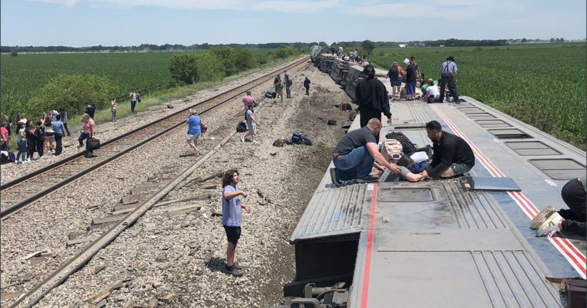 Au moins trois morts dans le déraillement d'un train aux Etats-Unis